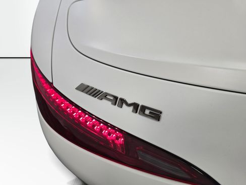 Used 2022 Mercedes-Benz SL 63 AMG 4MATIC image 33
