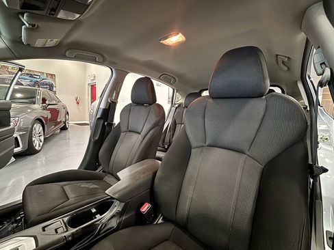 Used 2017 Subaru Impreza 2.0i AWD/4WD image 11