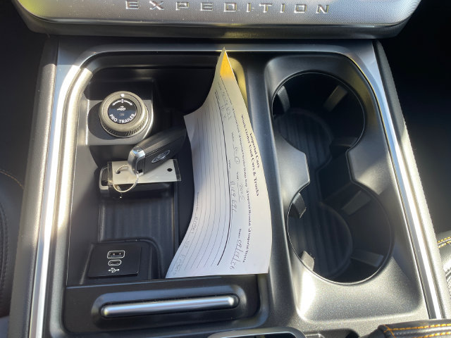 Used 2025 Ford Expedition Tremor AWD/4WD image 36