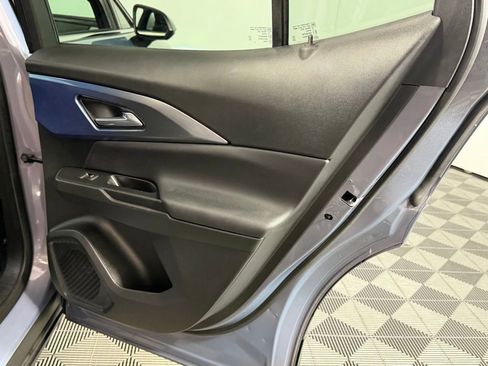 Used 2025 Chevrolet Equinox EV LT w/ Convenience Package image 29