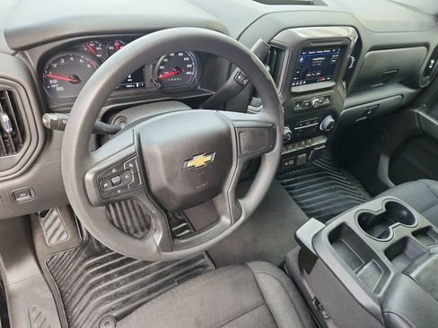 Used 2023 Chevrolet Silverado 1500 Custom image 10