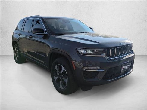 Used 2022 Jeep Grand Cherokee Limited 4xe AWD/4WD image 3
