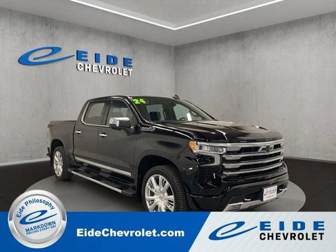 Used 2024 Chevrolet Silverado 1500 High Country w/ High Country Premium Package AWD/4WD image 1