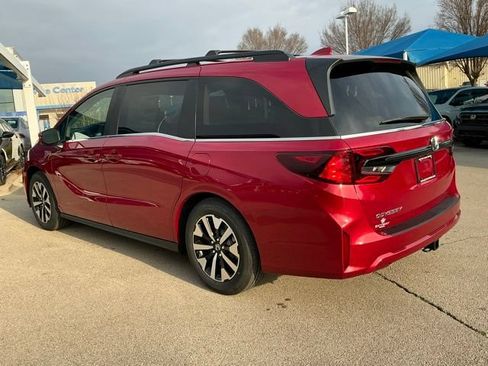 New 2026 Honda Odyssey EX-L image 4