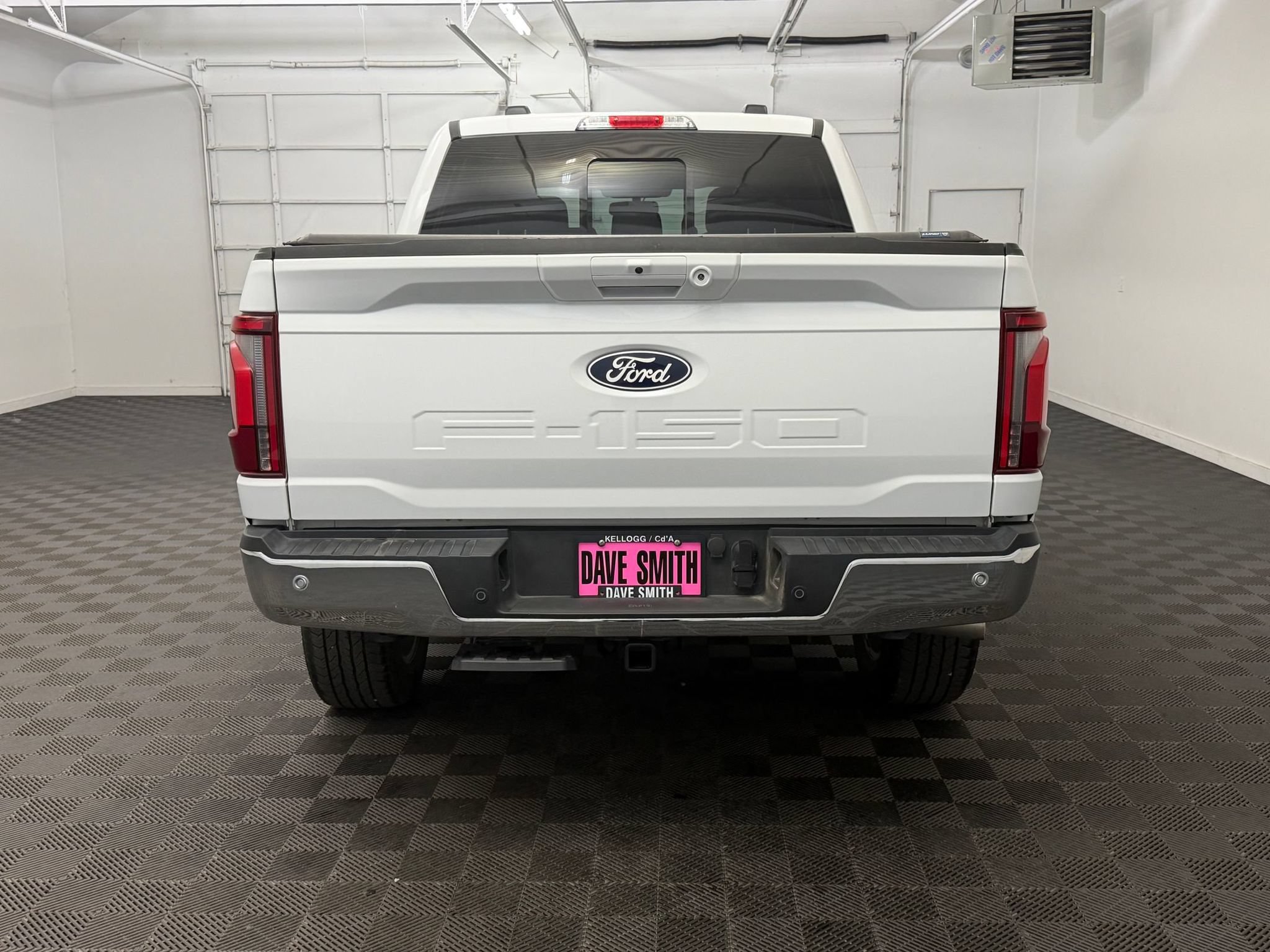 Used 2025 Ford F150 Lariat w/ Equipment Group 501A Mid AWD/4WD image 9