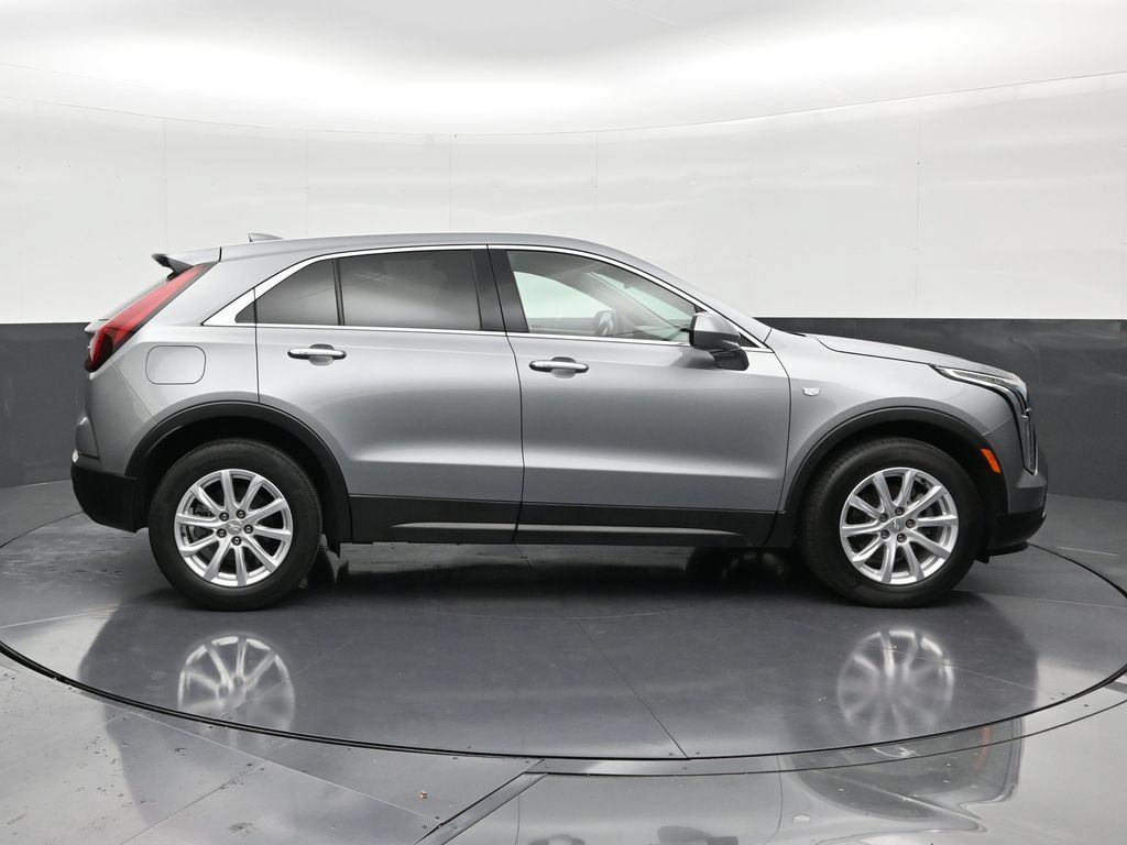 Certified 2023 Cadillac XT4 Luxury FWD image 6