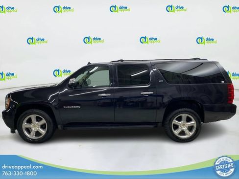 Used 2012 Chevrolet Suburban LT AWD/4WD image 9
