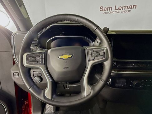 Used 2024 Chevrolet Silverado 2500 LT w/ Convenience Package image 12