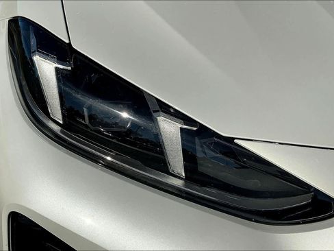 Used 2025 BMW 430i xDrive w/ M Sport Package image 29