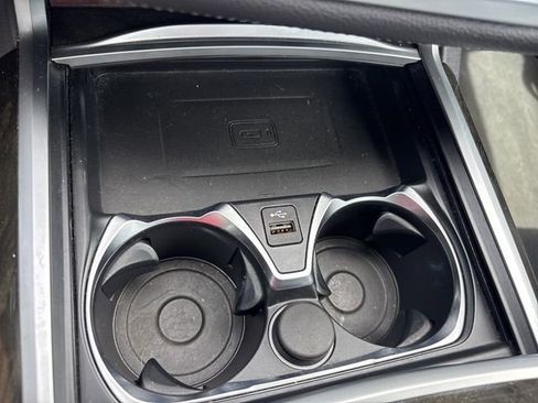 Used 2020 BMW 750i xDrive w/ M Sport Package image 20