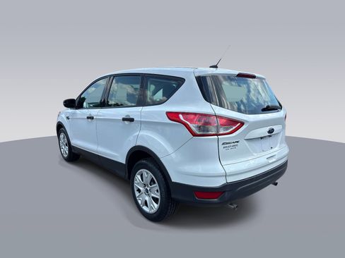Used 2014 Ford Escape S FWD image 5