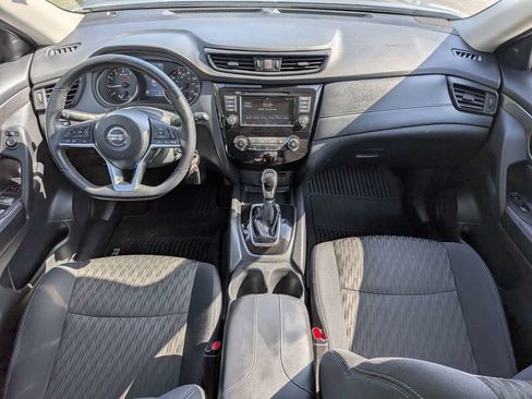 Used 2019 Nissan Rogue S w/ Special Edition Package FWD image 14