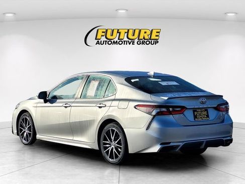Certified 2024 Toyota Camry SE image 7