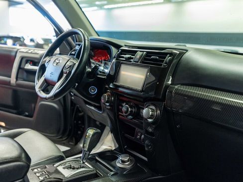 Used 2015 Toyota 4Runner SR5 Premium image 16