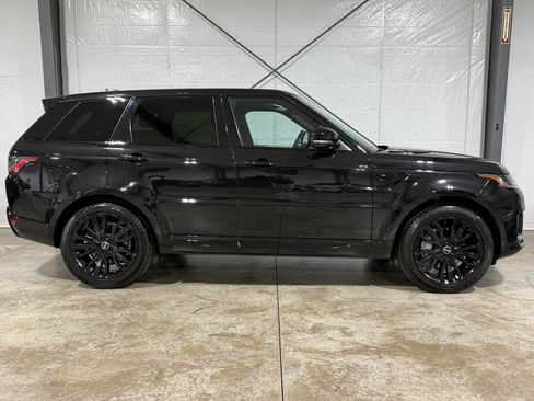 Used 2020 Land Rover Range Rover Sport HSE image 6