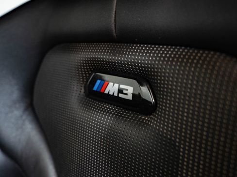 Used 2018 BMW M3 RWD image 23