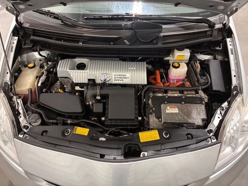 Used 2012 Toyota Prius Two image 24