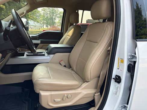 Used 2019 Ford F250 Lariat w/ Chrome Package AWD/4WD image 9