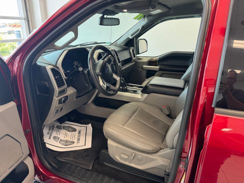Used 2018 Ford F150 Lariat w/ Equipment Group 502A Luxury AWD/4WD image 13