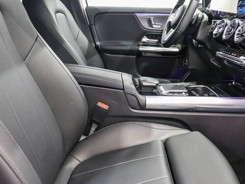Used 2023 Mercedes-Benz GLA 250 image 16