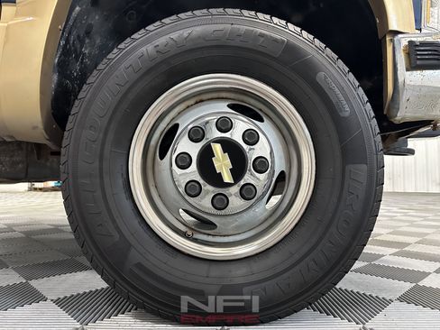 Used 1993 Chevrolet Silverado 3500 4x4 Extended Cab image 16