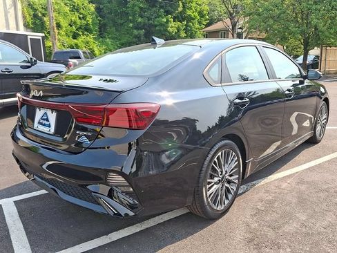 Used 2023 Kia Forte GT-Line w/ GT-Line Premium Package FWD image 6