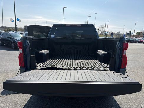 Used 2024 Chevrolet Silverado 1500 LTZ RWD image 18