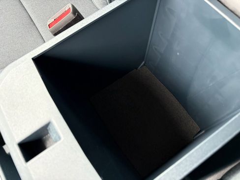 New 2025 Ford Maverick XLT image 39