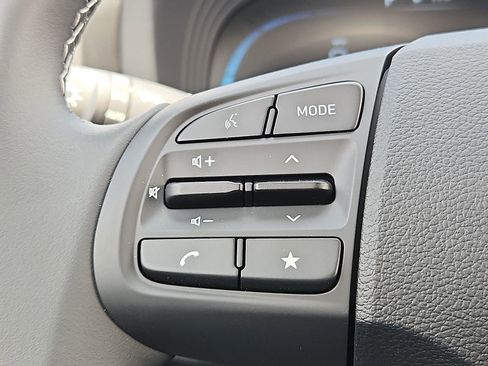 New 2026 Hyundai Venue SEL FWD image 17