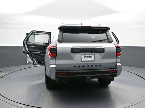 New 2026 Toyota 4Runner SR5 AWD/4WD image 48