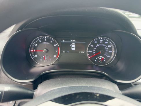 Used 2023 Kia Forte LXS image 19