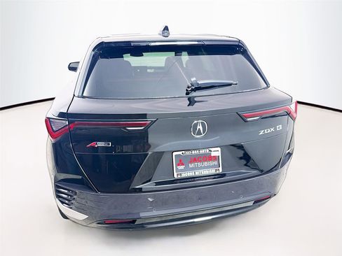 Used 2024 Acura ZDX A-Spec image 6