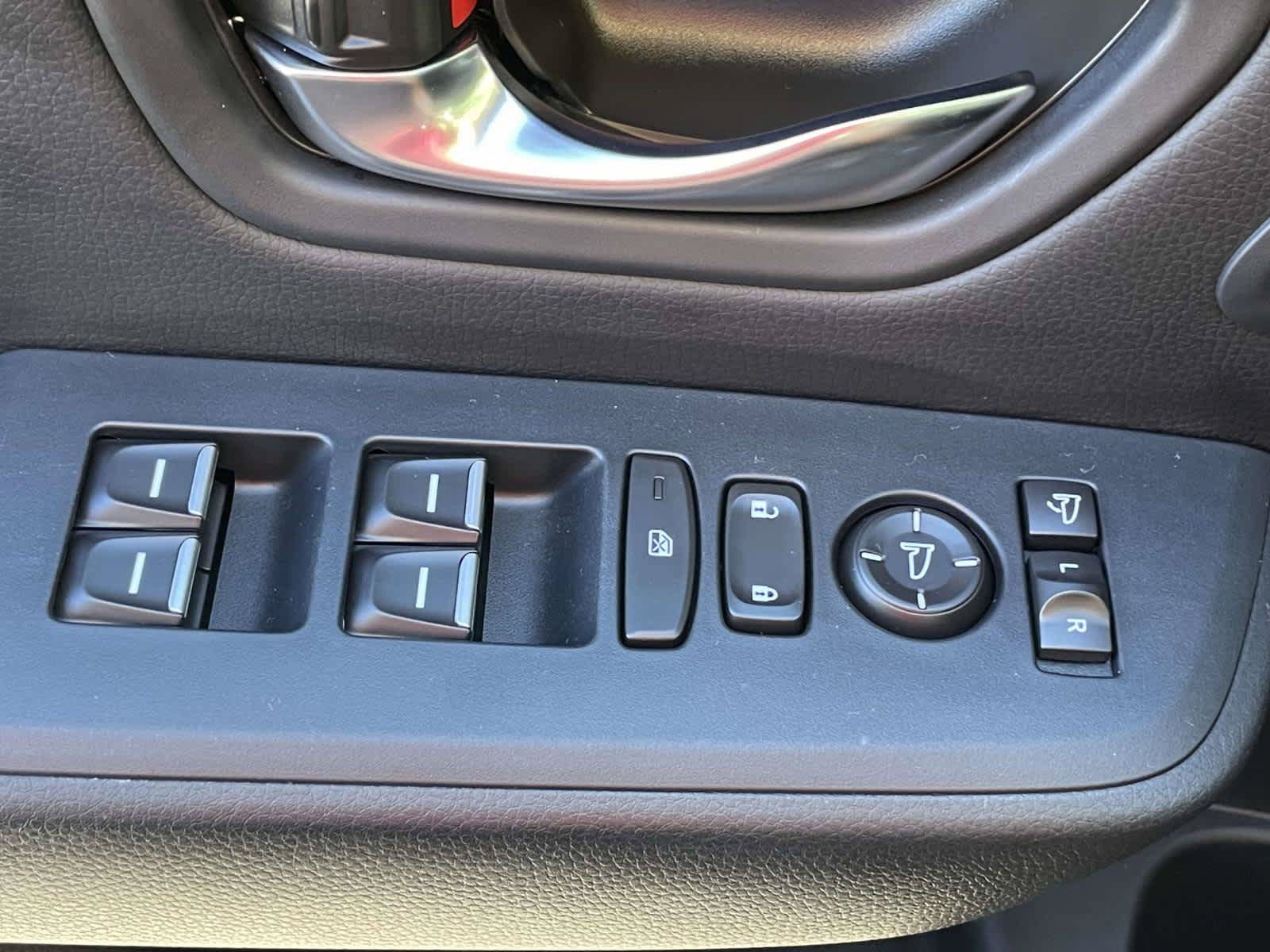 Used 2024 Honda Pilot Elite image 28