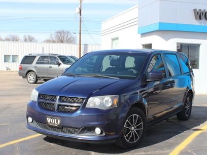 Used 2015 Dodge Grand Caravan R/T