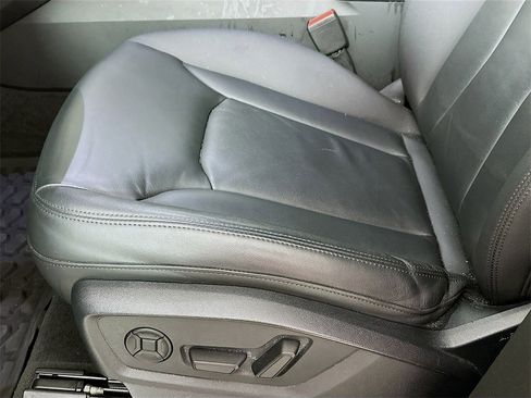 Used 2023 Audi Q7 2.0T Premium w/ Convenience Package image 9