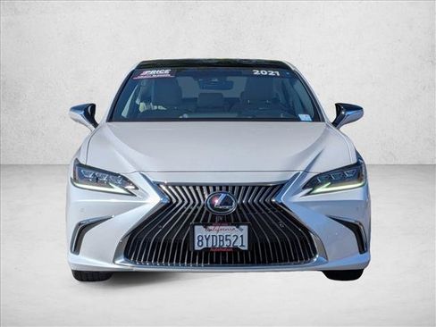 Used 2021 Lexus ES 350 Ultra Luxury w/ Accessory Package 2 FWD image 3
