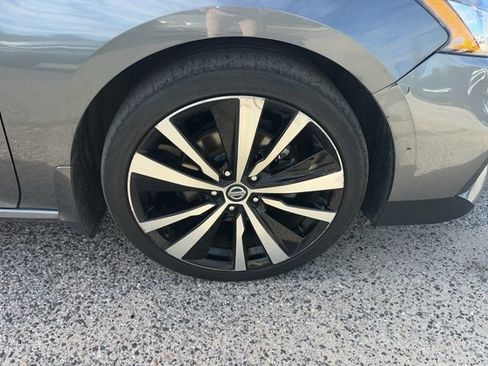 Used 2019 Nissan Altima 2.5 SR image 5