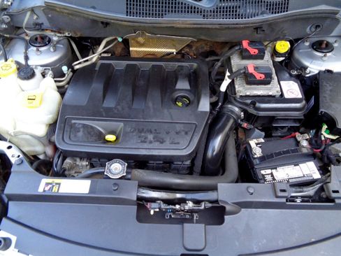 Used 2016 Jeep Compass Latitude image 37