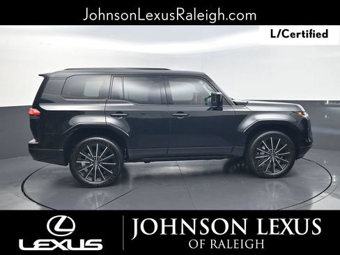 Used 2025 Lexus GX 550 w/ Cold Area Package AWD/4WD image 6