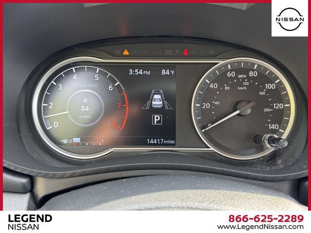 Used 2025 Nissan Versa SR w/ Trunk Package FWD image 22