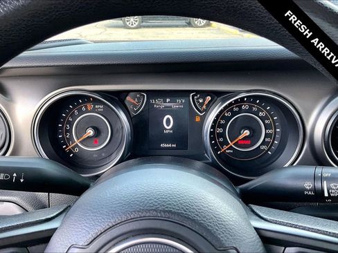 Used 2021 Jeep Gladiator Sport AWD/4WD image 14