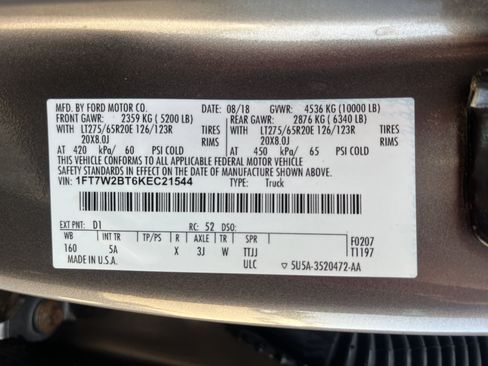 Used 2019 Ford F250 Lariat w/ Lariat Value Package AWD/4WD image 11