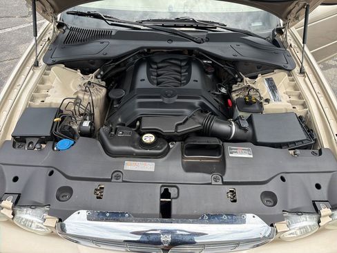 Used 2005 Jaguar XJ8 RWD image 13
