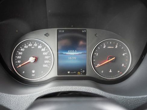 Used 2025 Mercedes-Benz Sprinter 2500 image 9