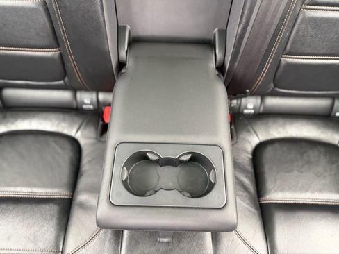 Used 2019 Jaguar F-PACE Prestige image 38