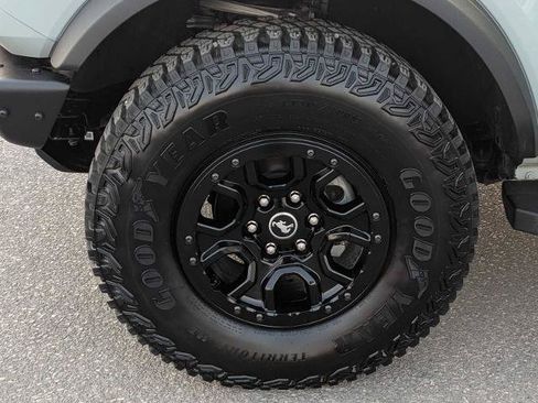 Certified 2024 Ford Bronco Wildtrak AWD/4WD image 12