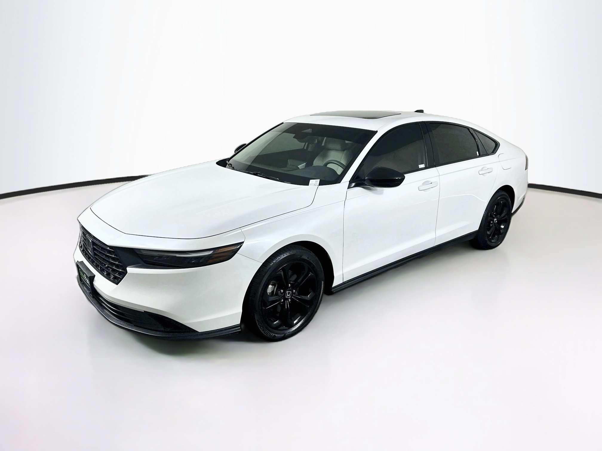Used 2025 Honda Accord SE image 3