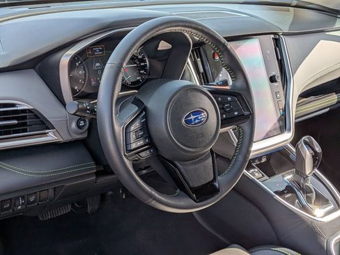 Used 2025 Subaru Outback Onyx Edition AWD/4WD image 14