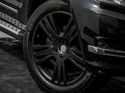 Used 2014 Mercedes-Benz GLK 250 BlueTEC 4MATIC image 3