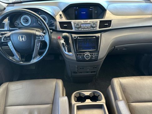 Used 2015 Honda Odyssey Touring image 13